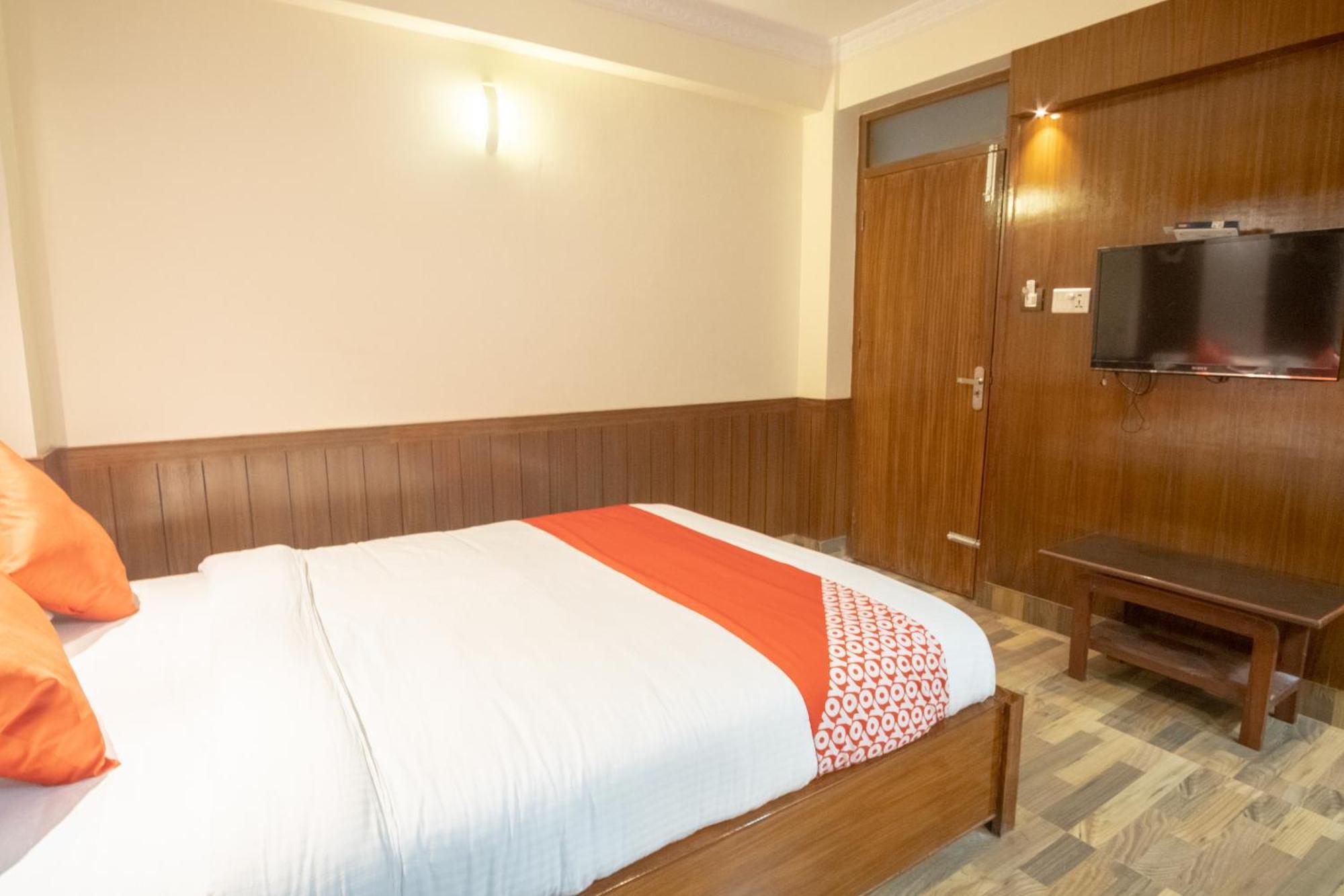 Oyo 304 Hotel Manama Balaju Eksteriør bilde