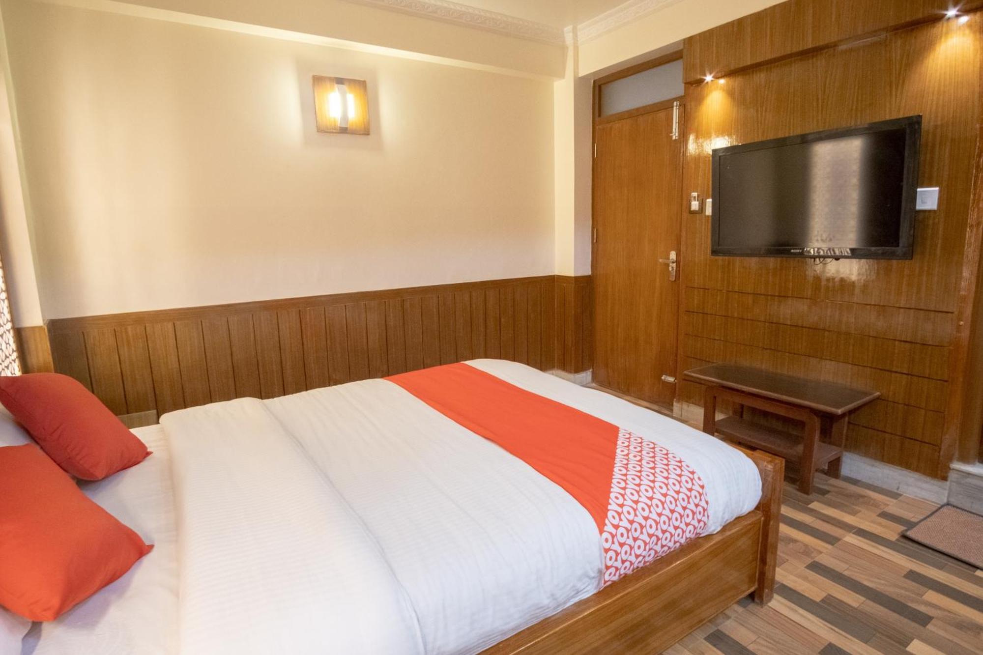 Oyo 304 Hotel Manama Balaju Eksteriør bilde