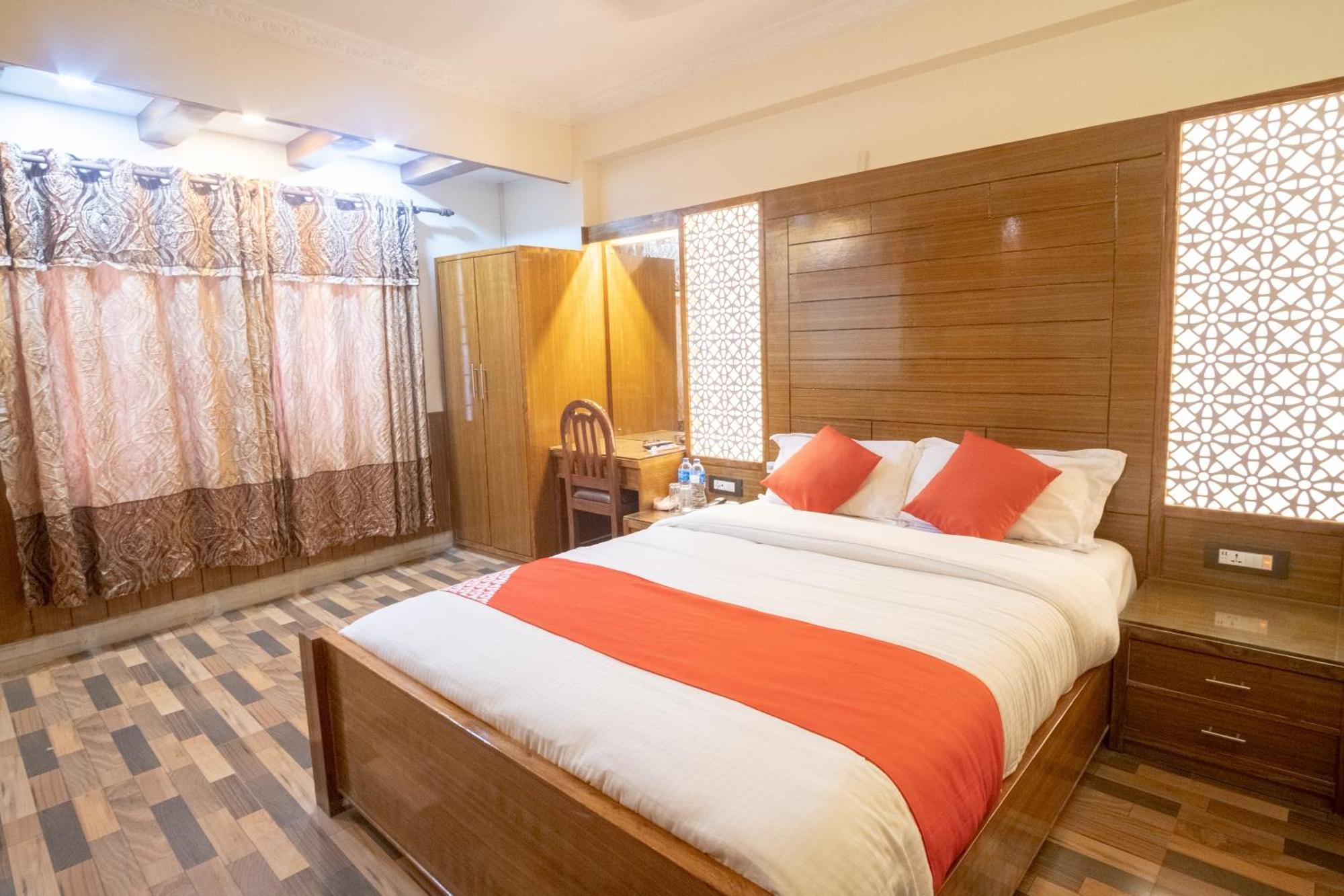 Oyo 304 Hotel Manama Balaju Eksteriør bilde