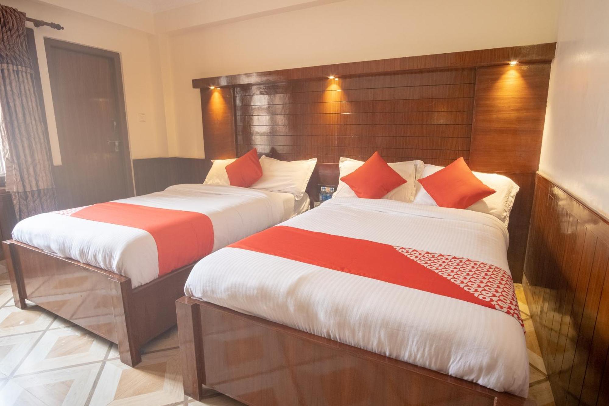 Oyo 304 Hotel Manama Balaju Eksteriør bilde