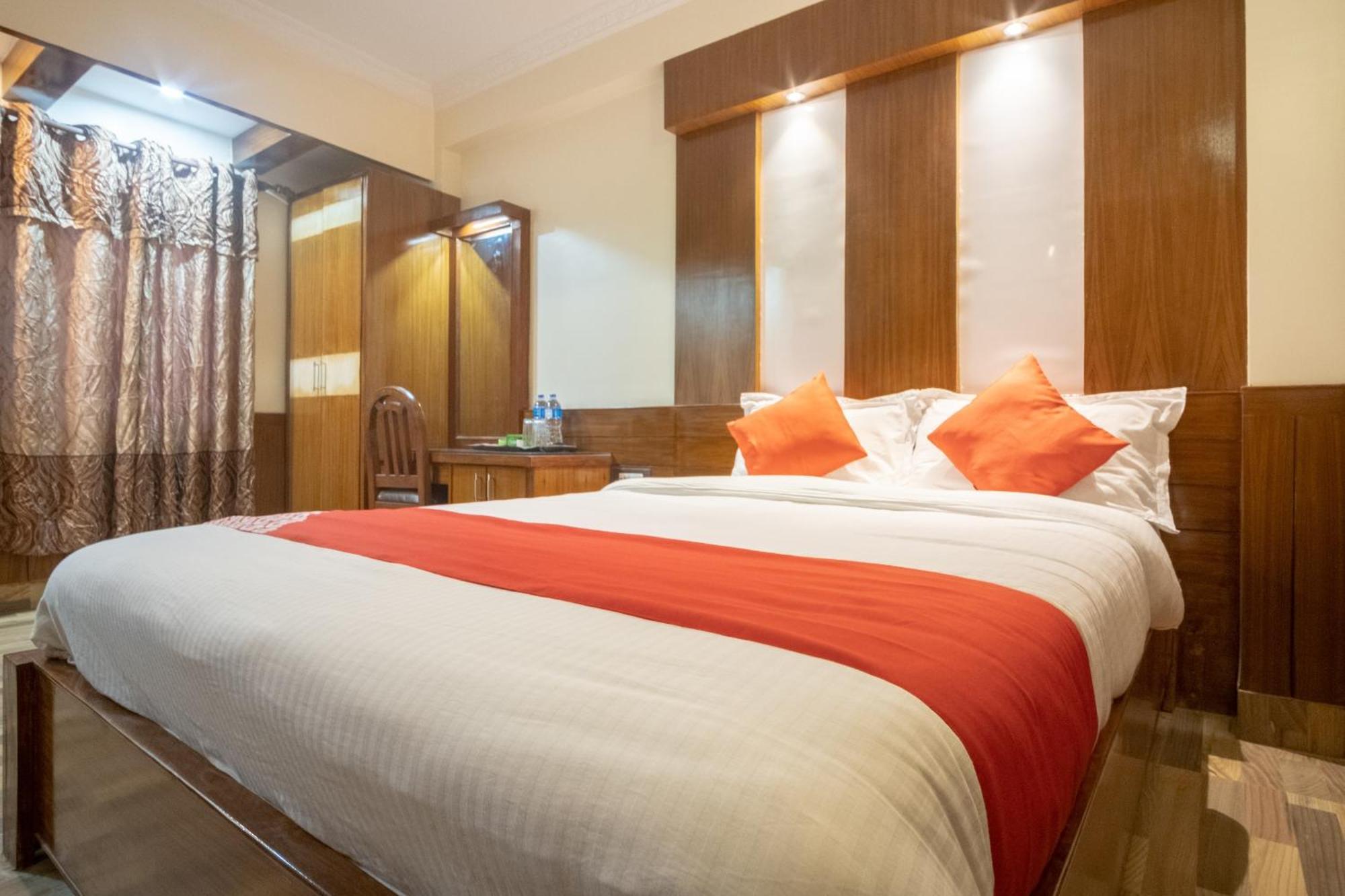 Oyo 304 Hotel Manama Balaju Eksteriør bilde